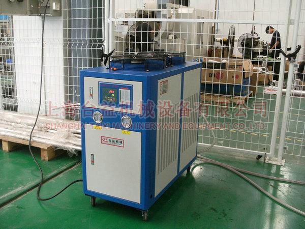 模具冷卻機(jī)